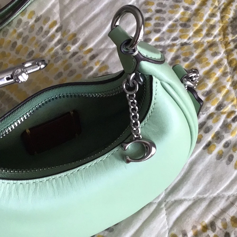 COPY - ⚡️FLASH SALE⚡️Coach Pale Pistachio / Silver Jonie Bag & Id Card Case - Picture 7 of 15